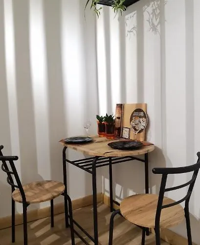 Zona 2 * 兹雷尼亚宁